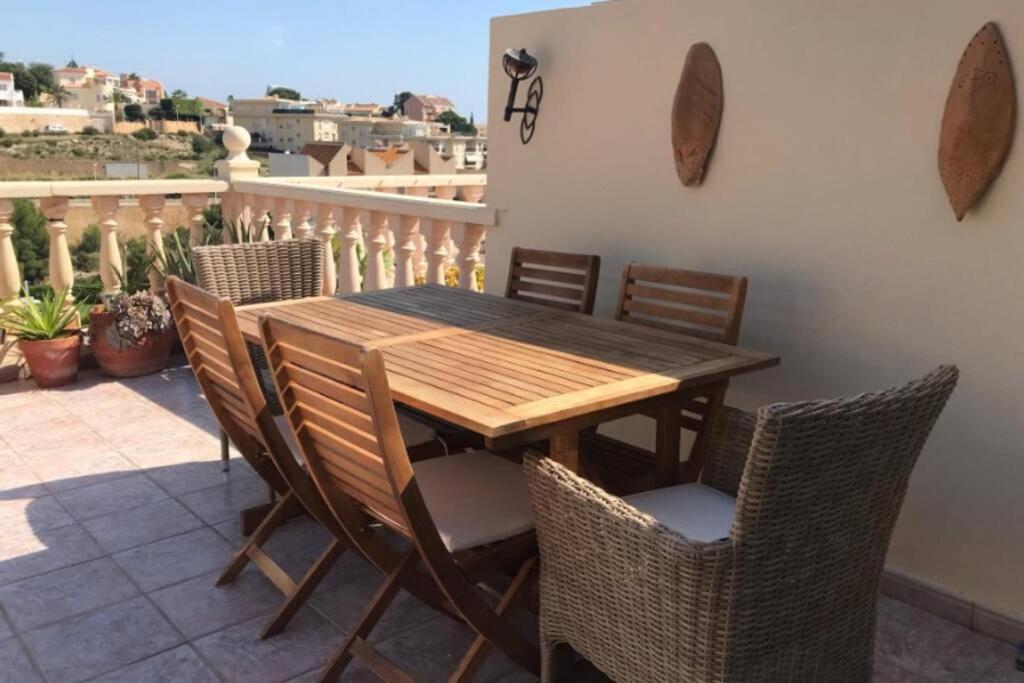 דירות Tu Casa De קלפה מראה חיצוני תמונה